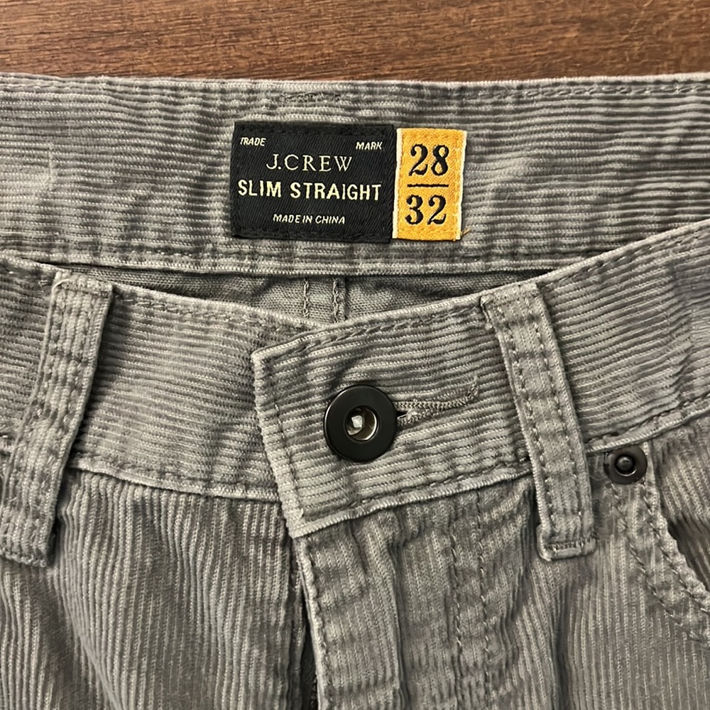 Excellent condition J Crew slim straight corduroy grey pants
